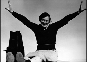 Dorothea Lange in 1937. Photo courtesy Rondal Partridge Archives.